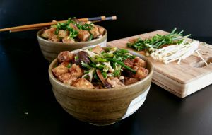 Recette Soupe de nouilles Udon au tofu frit et aux champignons asiatiques (vegan)