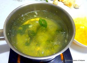 Recette Aïgo boulïdo (soupe provençale à l'ail)