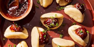 Recette Pork and Apple Meatballs in Bao-Style Buns