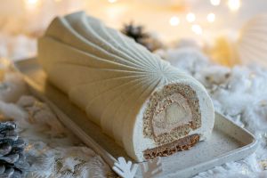 Recette Bûche vanille, pomme, spéculoos et épices de Noël de Sébastien Serveau