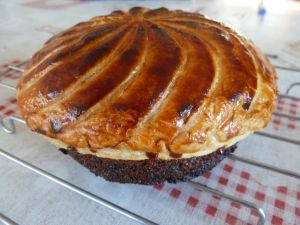 Recette Financier feuilleté à la frangipane aux noix et aux zestes d'orange confits