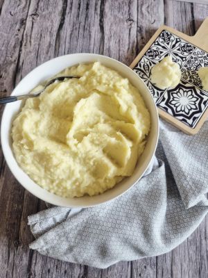Recette Purée de chou fleur / pommes de terre