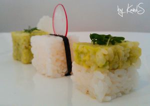 Recette Sushis Cubiques au Poulet et à l'Avocat