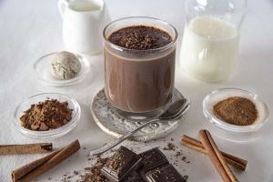 Recette 4 Healthy Ways to Build a Better Hot Chocolate at Home