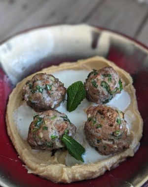 Recette Keftedes, boulettes de viande à la menthe et persil {Grèce}