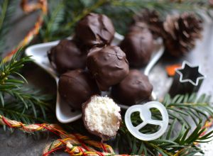 Recette Bonbons chocolatés noix de coco  - Gourmandises 2024