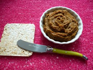 Recette Tartinade végane hyperprotéinée vanille et chicorée (diététique, allégée, sans beurre ni lait ni sucre et riche en fibres)