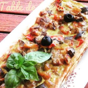 Recette Tarte aux aubergines à la napolitaine 
Un régal à découvrir sur mon blog 
http://www.latabledeclara.fr/2017/06/tarte-aux-aubergines-a-la-napolitaine.html
#tarte #aubergine # napolitaine #eggsplants #melanzane #foodblogger