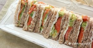 Recette Sandwiches anglais au saumon fumé et à l’avocat