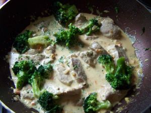 Recette Filet mignon de porc au curry et brocolis