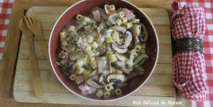 Recette Pâtes aux champignons, poitrine fumée et râpé aux 3 tommes