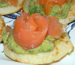 Recette Blinis au saumon et guacamole