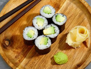 Recette 4 Meilleures Recettes de Sushi Économiques à Faire à la Maison