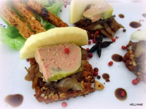 Recette Gourmandise de Foie gras, sur socle de pain d'épices et oignons balsamiques