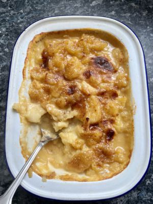 Recette Malvern Pudding (pommes et crème anglaise)