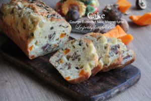 Recette Cake à la courge butternut, noix et magret fumé