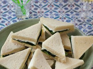 Recette Sandwichs triangles fromage frais moutarde et épinard