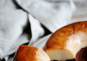 Recette Bisco Flan: une seule cuisson, un gâteau moelleux au chocolat, un flan vanille