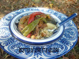 Recette Couscous au poulet & aux dattes d’apres fatema hal
