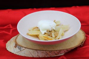 Recette Scorsonères à la truffe, crumble de parmesan et œuf poché