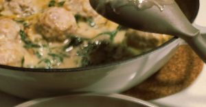 Recette Boulettes sauce crémeuse aux champignons & aux épinards