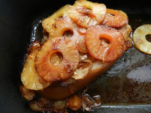 Recette Rouelle de porc caramélisée à l'ananas