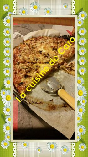 Recette Pizza jambon-oeuf-fromage (PLAISIR)