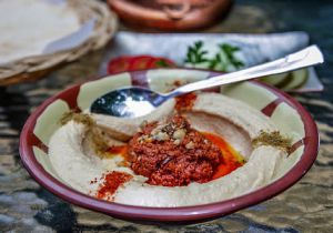 Recette Houmous avec muhamara, mezze, apéro (Liban, Turquie...)