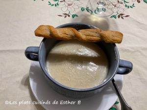 Recette Potage de chou-fleur rôti au cheddar et à l’ail