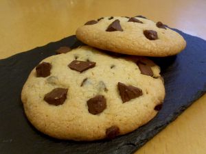 Recette Cookies au chocolat noir et chocolat au lait