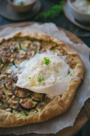 Recette Tarte courgette au pesto et burrata