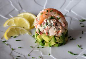 Recette Tartare d'avocat aux crevettes et chorizo