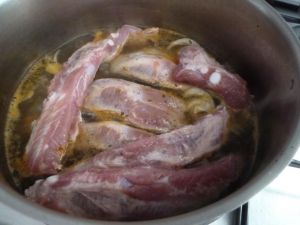 Recette Travers de porc au bouillon caramélisés au miel de gingembre