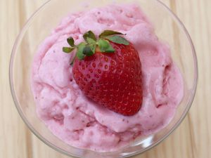 Recette Glace au yaourt à la fraise