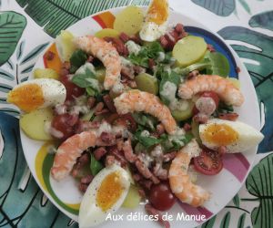 Recette Salade de pommes de terre aux œufs durs, crevettes, lardons et tomates cerises