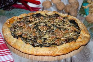 Recette Tarte rustique aux blettes à cardes rouges aux noix