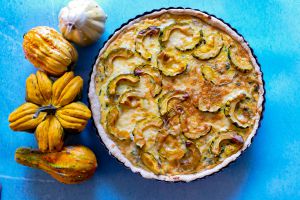 Recette Tarte salée aux deux courges, poulet et fromage