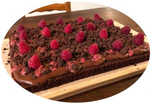 Recette Entremets brownie, chocolat, framboises & cacahuète