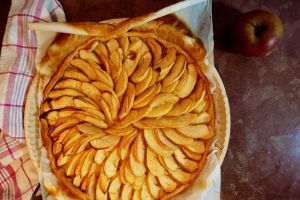 Recette Tarte aux pommes à la confiture d'abricots