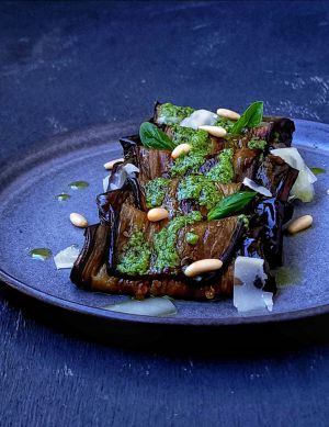 Recette Roulés d'aubergine au pesto