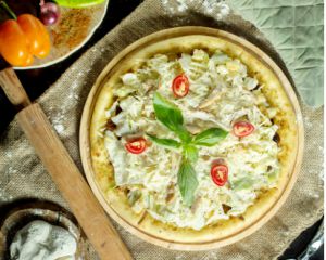 Recette Cette tarte fine au fenouil et au fromage de chèvre prend d’assaut les cuisines françaises