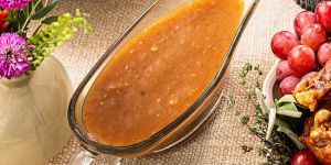 Recette My Favorite Way To Make Thanksgiving Gravy Gets an Upgrade From a Cozy Fall Ingredient