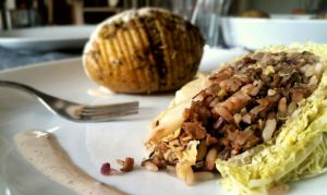 Recette Noël gourmand & vegan : Kåldolmar (chou farci) et Hasselbackpotatis (pommes de terres rôties) (Semaine Noël en Scandinavie : 3/4)