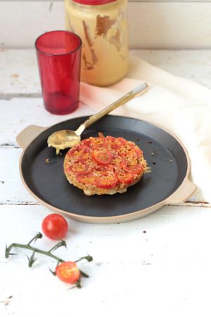 Recette Tatin de tomate à la moutarde : puissante et express