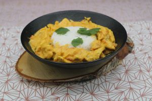 Recette Curry de poulet à la pomme et au lait de coco