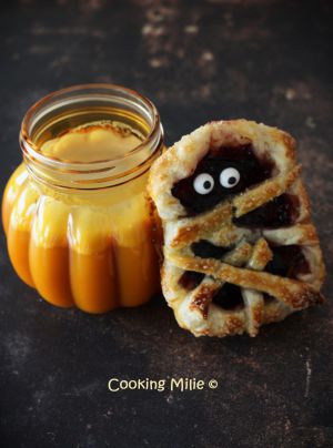 Recette Halloween #45 - Feuilletés momies à la confiture de cerise noire