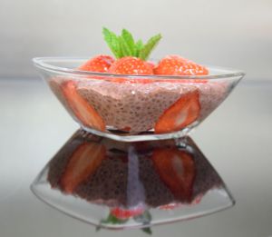 Recette Verrines de chia au chocolat et fruits frais (ig bas)