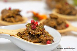 Recette Amusettes mini canapés garnis de caviar d'aubergine