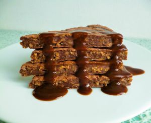 Recette Gâteau hyperprotéiné chocolat praliné aux cornflakes (diététique, végan, sans gluten ni oeuf ni beurre ni lait, riche en fibres)