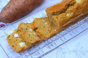 Recette Cake à la patate douce, fêta et noisettes
